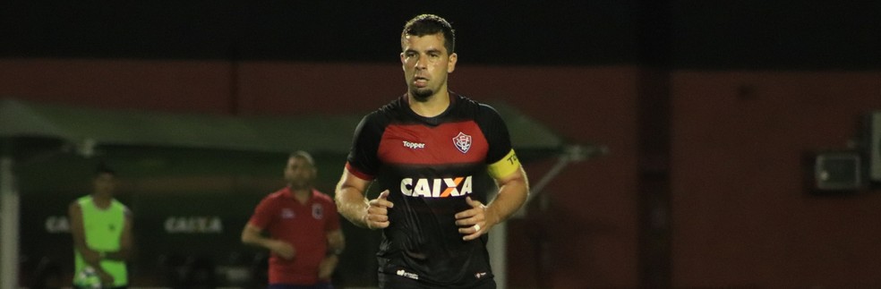 André Lima decidiu contra o Paraná mas não joga o Ba-Vi (Foto: Maurícia da Mata/EC Vitória/Divulgação)