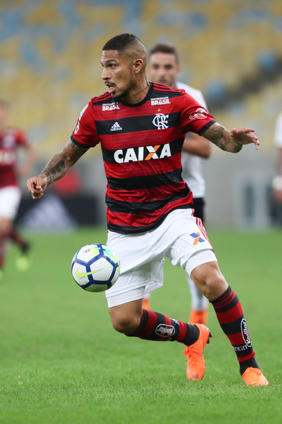 glance Cloudy compromise De saída, Guerrero se despede de companheiros em último dia no Flamengo |  flamengo | ge
