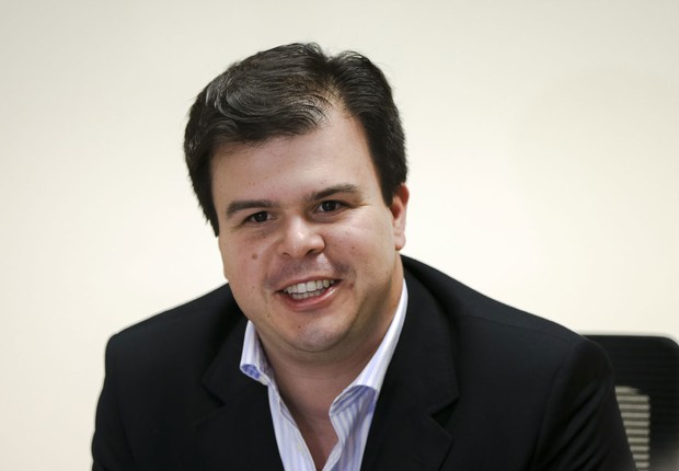 O ministro de Minas e Energia, Fernando Bezerra Filho, durante reunião de gabinete (Foto: Marcelo Camargo/Agência Brasil)