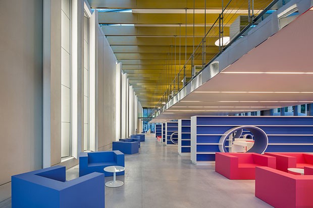 Biblioteca Multimídia de Pontivy (Foto: © Luc Beogly / divulgação)