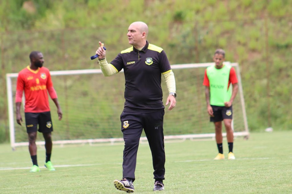 Escalação do São Bernardo: Márcio Zanardi tem dúvidas para enfrentar o  Guarani | são bernardo | ge