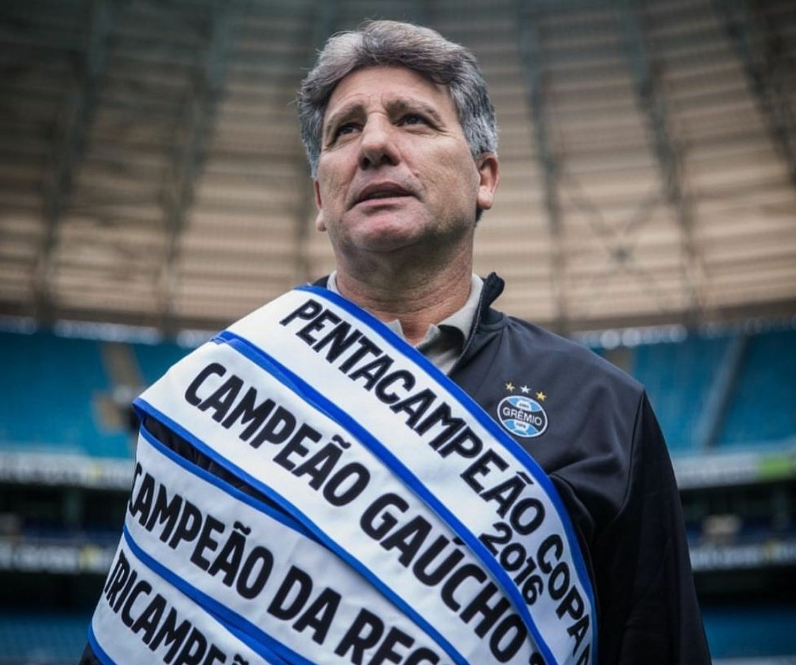 Renato Gaúcho escreve agradecimento para o Grêmio