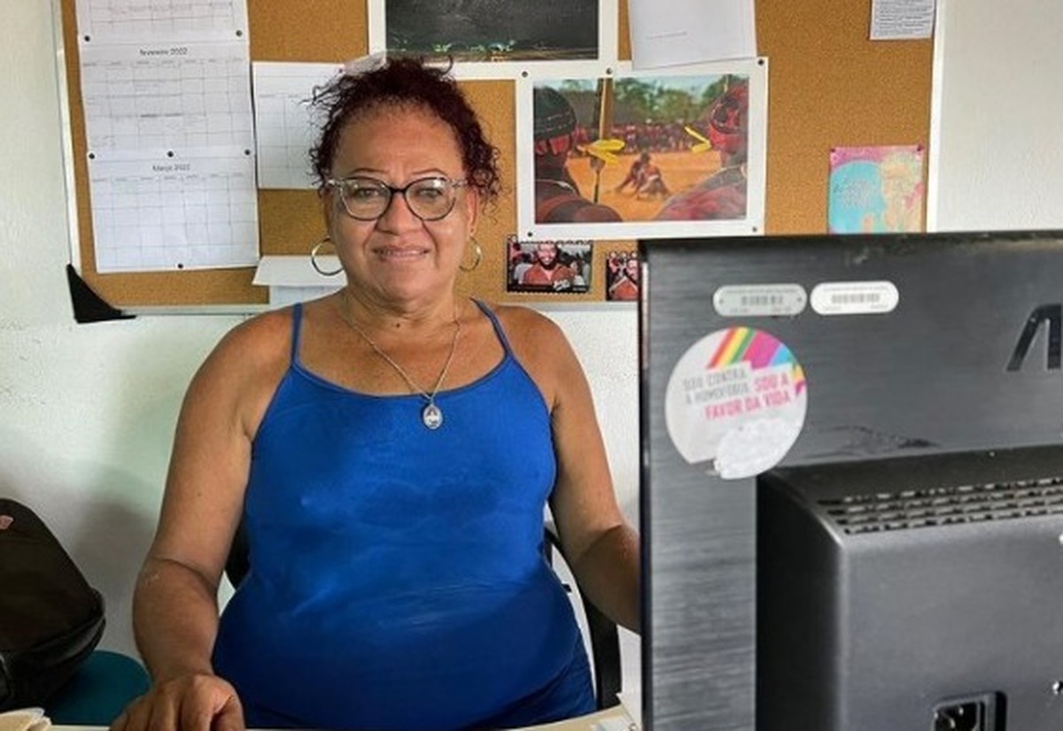 Travesti baiana é impedida de desembarcar no México para participar de evento social: 'Ia falar de violência e acabei vivendo' - Globo