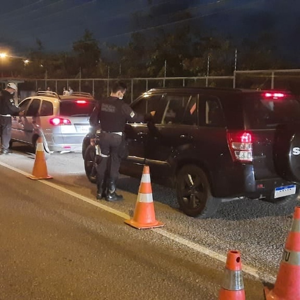 Blitz da Lei Seca autuou 38 motoristas por embriaguez em Natal — Foto: Polícia Militar