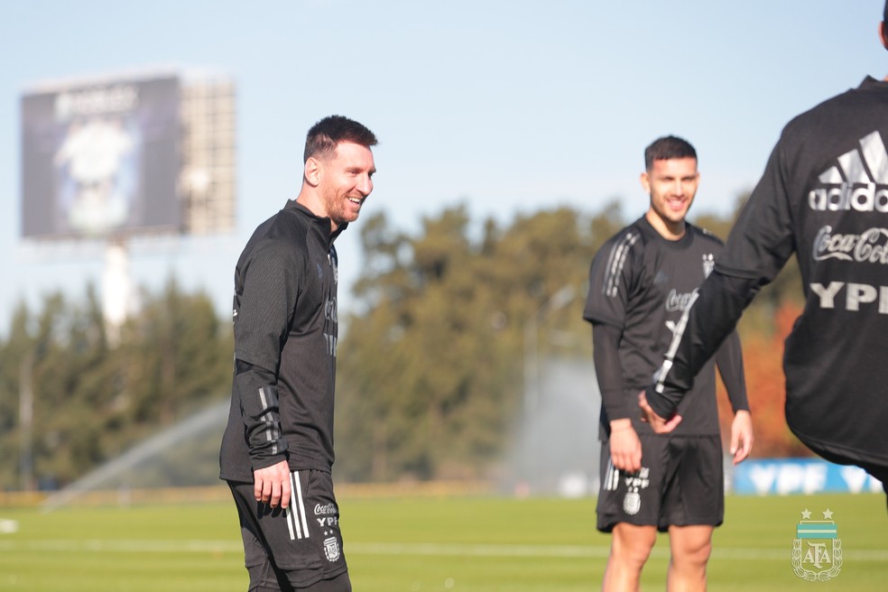 Com Messi Argentina Faz Primeiro Treino Para Jogos Contra Chile E Colombia Nas Eliminatorias Futebol Argentino Ge