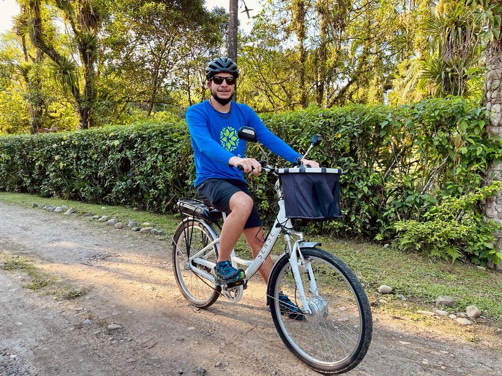 José Leonardo Mendes, de Morretes (PR), usa bike elétrica — Foto: Arquivo pessoal