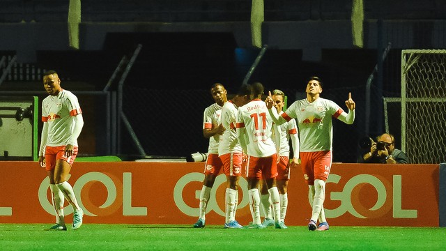 Avaí x Bragantino: time paulista venceu em SC