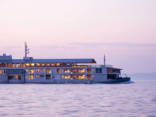 Hotel flutuante de luxo desbrava mar do interior do Japão (Foto: Divulgação)