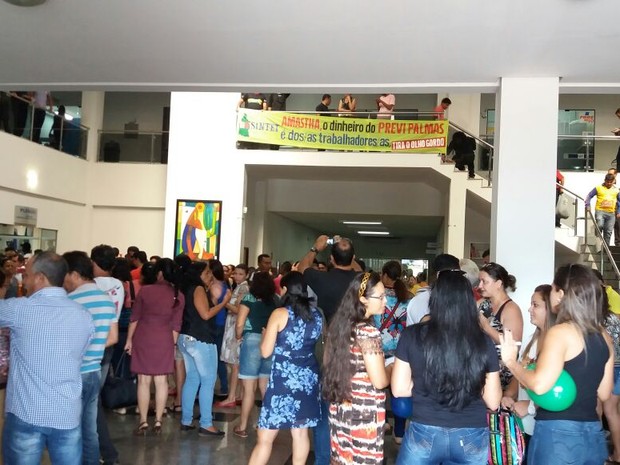 Servidores reunidos na Câmara dos Veradores (Foto: Núbia Martins/Sintet/Divulgação)