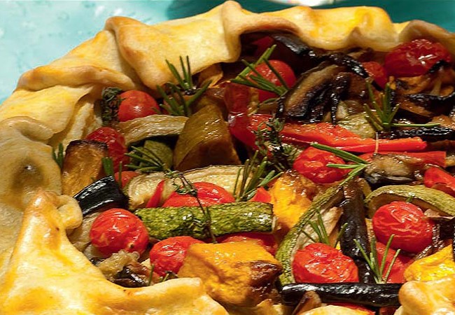 Torta rústica de legumes provençais assados (Foto: Casa e Comida)