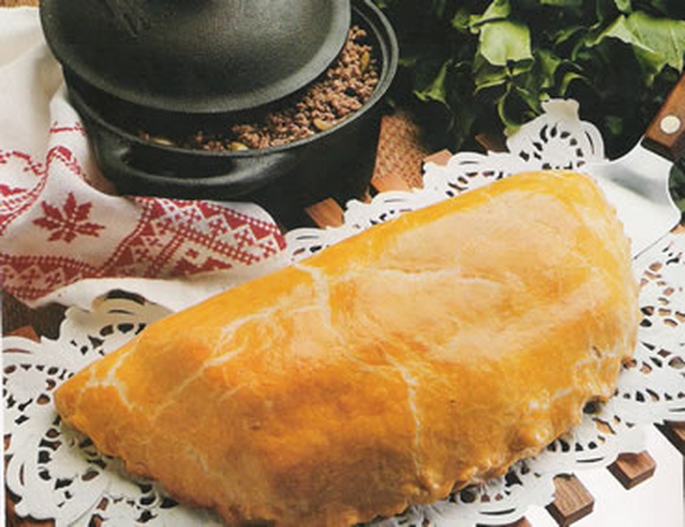 Pastelao De Frango Com Requeijao Receitas Receitas Desfie o frango e reserve. pastelao de frango com requeijao