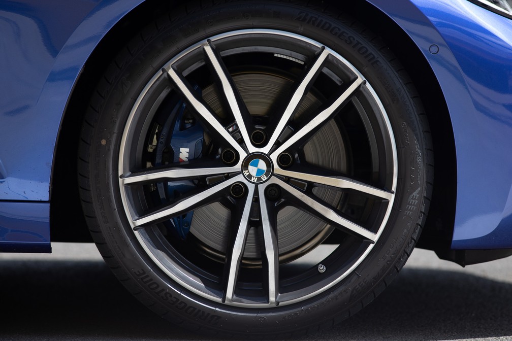 BMW Série 3 — Foto: Marcelo Brandt/G1