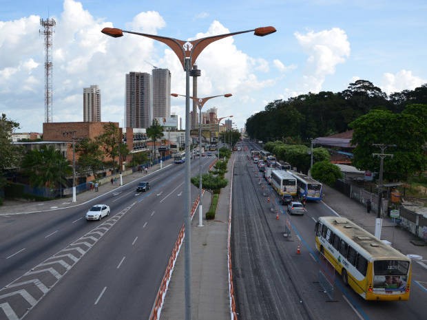 Cruzamentos da avenida Almirante Barroso serão interditados para aferição de radares a partir das 23h desta terça-feira (24). (Foto: João Gomes/Comus)