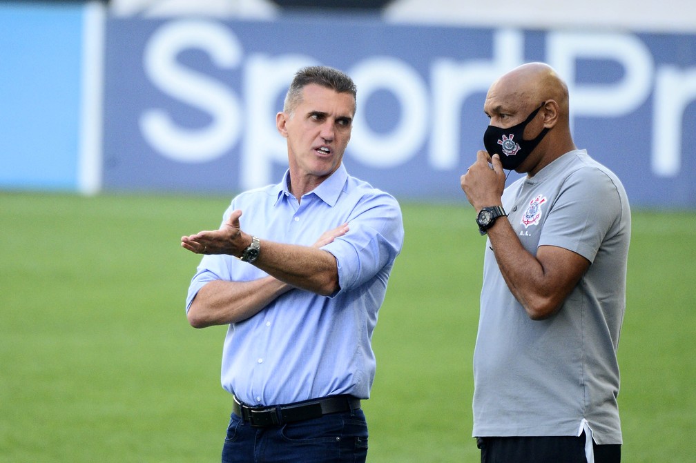 Mancini critica decisões erradas do time e anuncia reestruturação no Corinthians: 