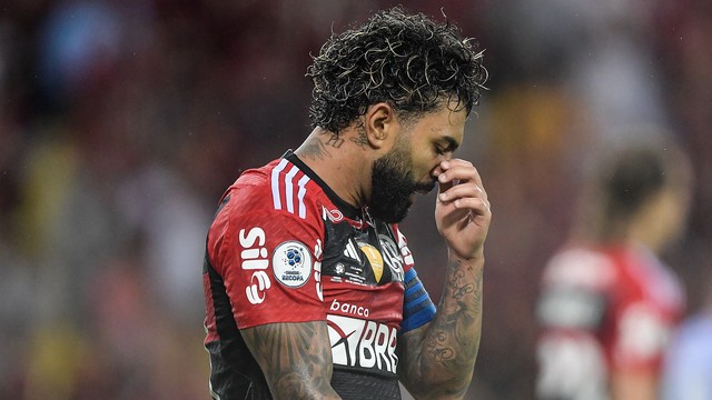 Gabigol lamenta em Flamengo x Independiente del Valle