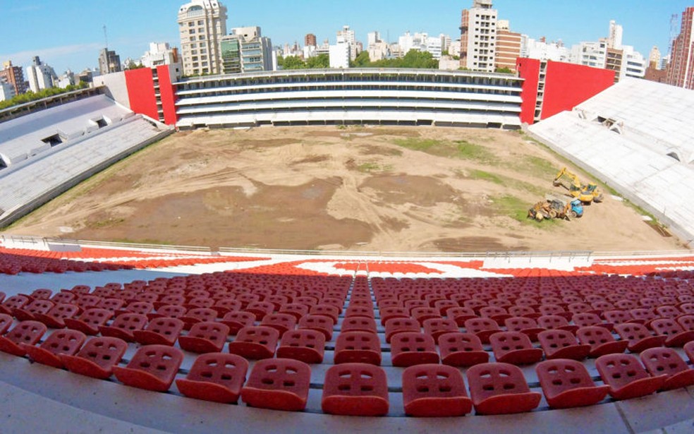 Estadio Jorge Luis Hirschi ainda vai demorar para ser concluído (Foto: Divulgação / Estudiantes)