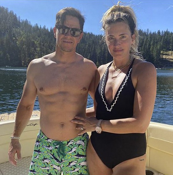 Mark Wahlberg e Rhea Durham (Foto: Instagram)