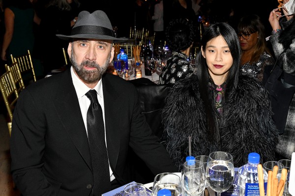 O ator Nicolas Cage com a esposa, Riko Shibata (Foto: Getty Images )