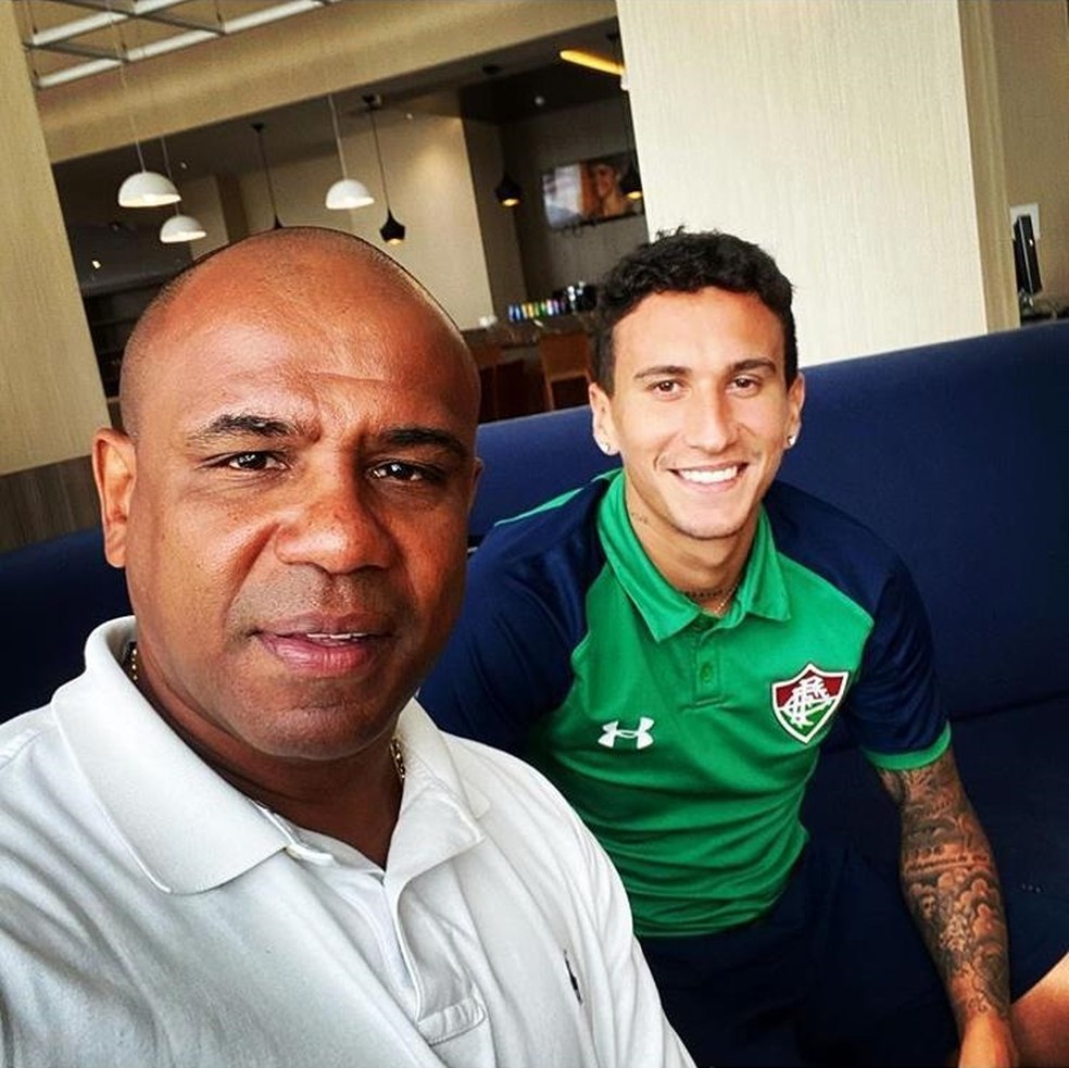 Carlos Escuro virá ao Rio para conversar com o Fluminense — Foto: Reprodução / Instagram