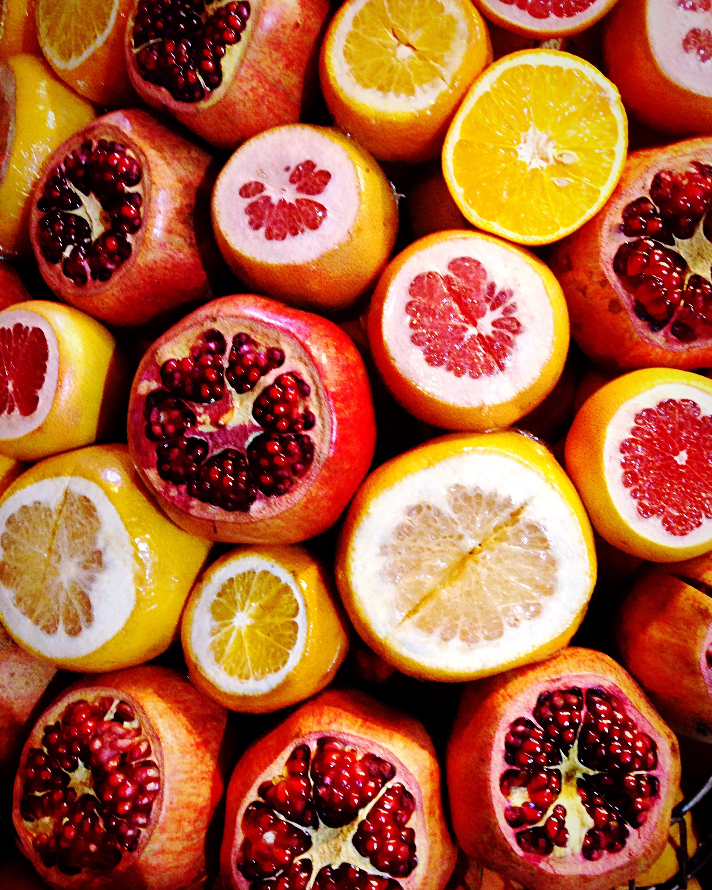 As fibras e antioxidantes da laranja ajudam no combate ao inchaço (Foto: Getty)