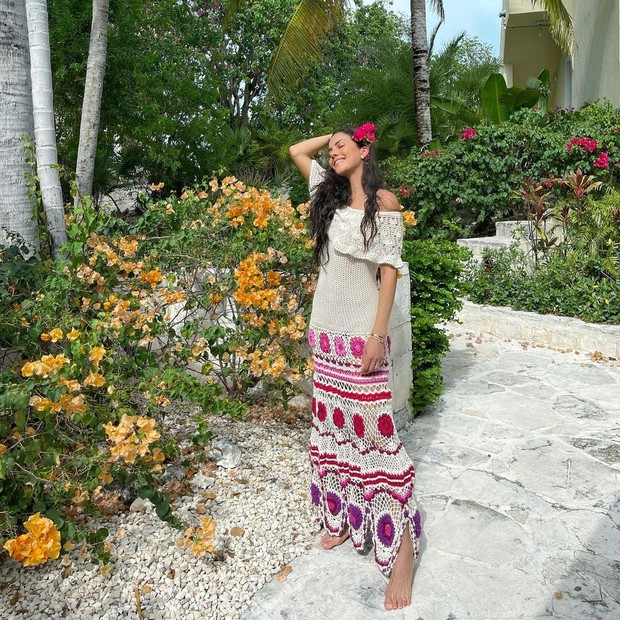  Os looks de férias de Daniela Albuquerque vão te inspirar para o próximo verão (Foto: Reprodução/Instagram )