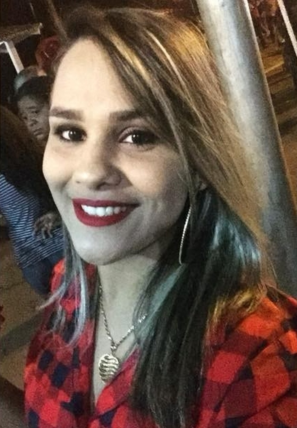 Ana Paula foi morta com golpes de faca — Foto: Divulgação/rede social 