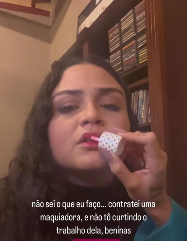 Bianca Andrade maquia Luiza Martins (Foto: Reprodução/Instagram)
