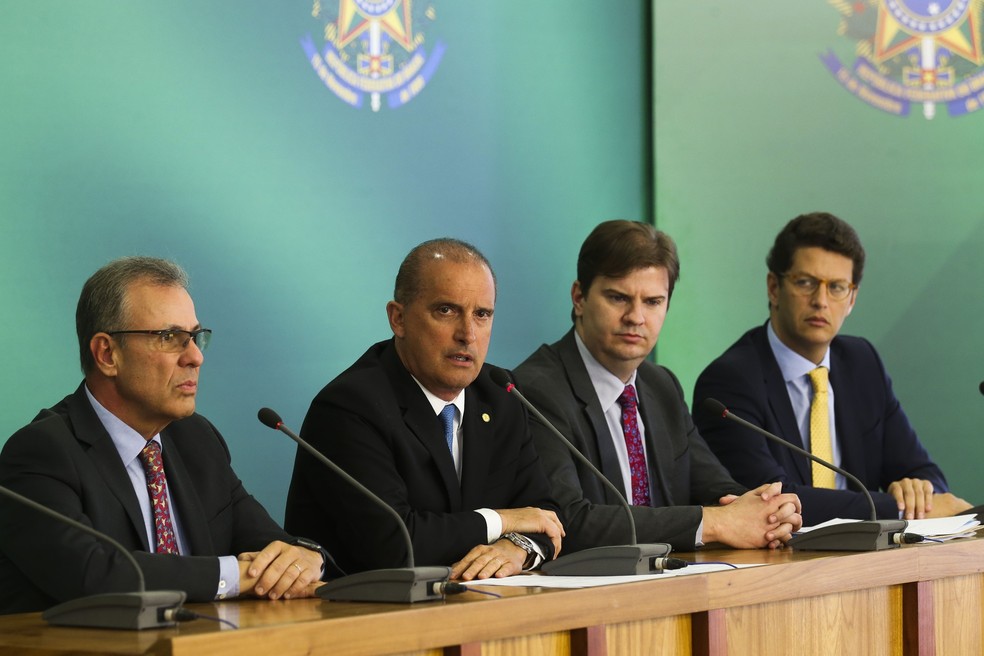 O ministro da Casa Civil, Onyx Lorenzoni, fala sobre a Vale em entrevista coletiva nesta terça (29) — Foto: Antonio Cruz/Agência Brasil