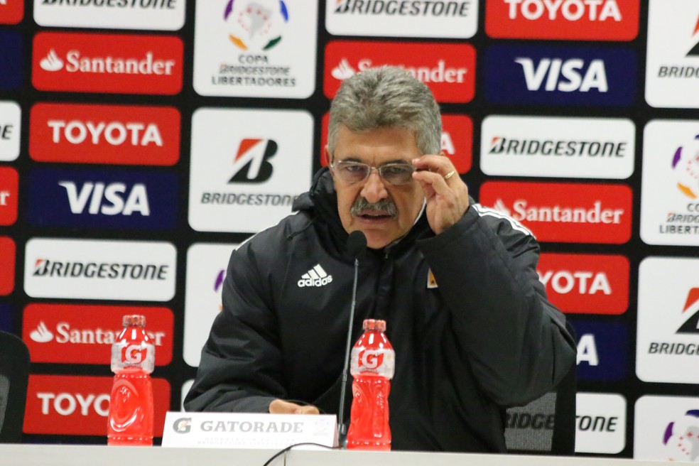 Tuca Ferreti, tÃ©cnido do Tigres que Ã© avesso a entrevistas (Foto: Diego Guichard)