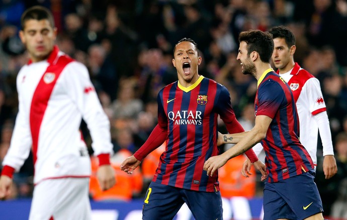 Adriano barcelona gol rayo Vallecano (Foto: Agência Reuters)