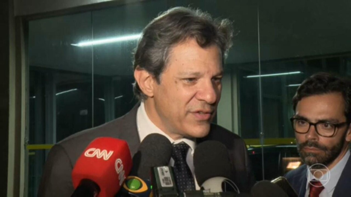 Após críticas de Lula à taxa de juros, Haddad defende harmonia entre política fiscal e monetária