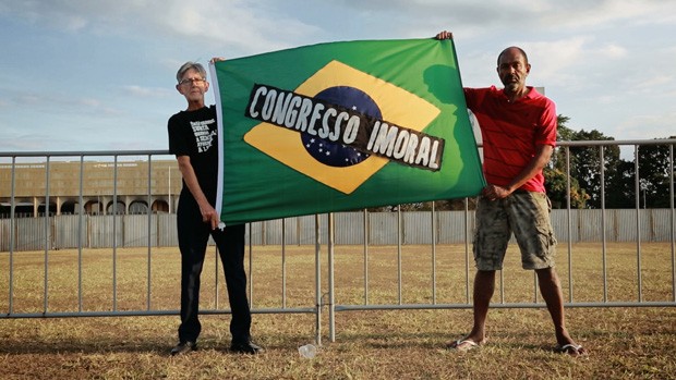 Documentário ‘O Muro’ investiga a polarização político-social do Brasil (Foto: Divulgação)