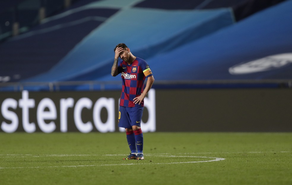 Messi na derrota do Barcelona para o Bayern de Munique por 8 a 2 — Foto: Manu Fernandez / Pool / AFP