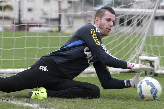 Guerrero e Paulo Victor apoiam time da 4ª divisão paulista