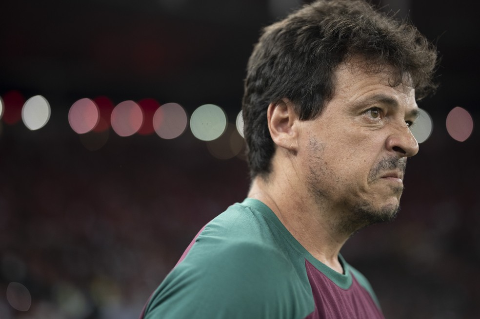 Fernando Diniz, técnico do Fluminense, no Fla-Flu — Foto: Agif