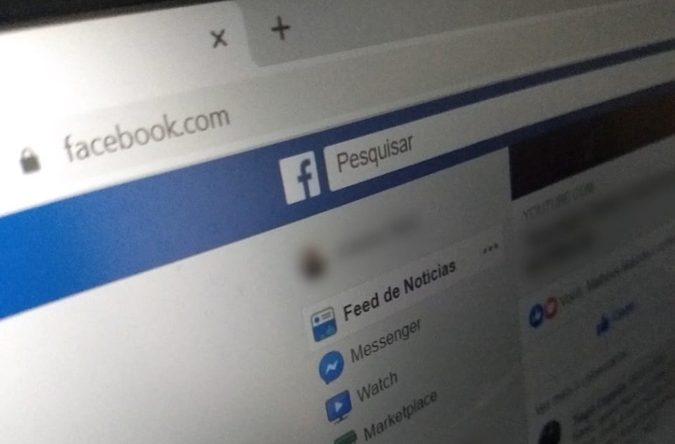 Mensagens foram trocadas pelo Facebook &mdash; Foto: G1 Santos