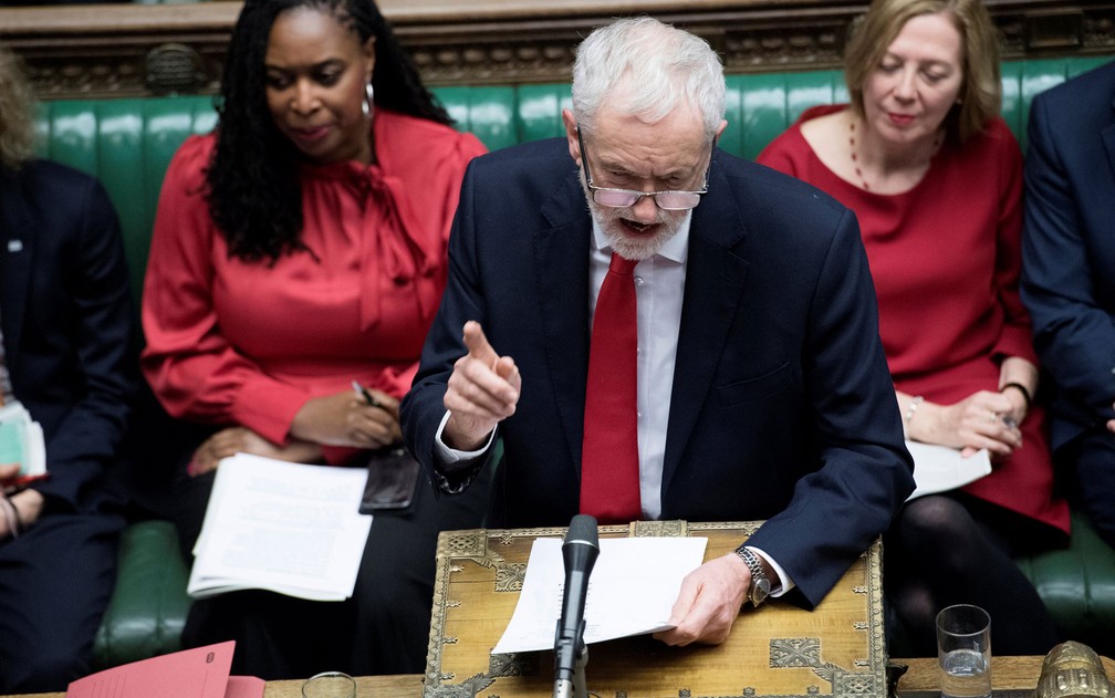 O líder do Partido Trabalhista, Jeremy Corbyn, fala durante debate sobre moção de desconfiança no Parlamento, em Londres, na quarta-feira (16) — Foto: UK Parliament/Jessica Taylor/Handout via Reuters