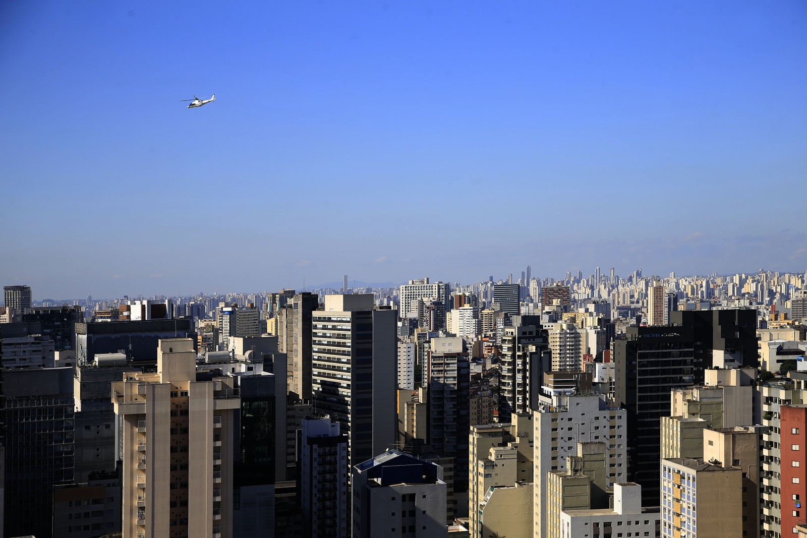 A maior cidade do país continua a ser São Paulo, que segue crescendo, ainda que num ritmo mais lento, e chegou a 11,45 milhões de habitantes, mais do que países como Portugal e Bélgica  — Foto: Edilson Dantas