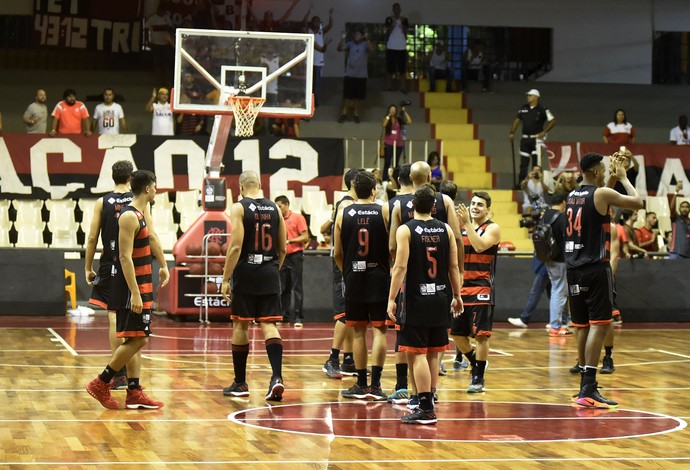 Flamengo x Vasco - 3º jogo da final do Estadual do Rio basquete (Foto: André Durão)