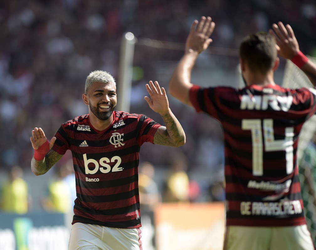 Gabriel e Arrascaeta: entrosada, dupla brilhou no Maracanã — Foto: André Durão