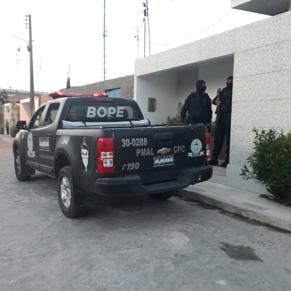Polícia cumpriu mandados em cidades do Sertão (Foto: Ascom/MP)