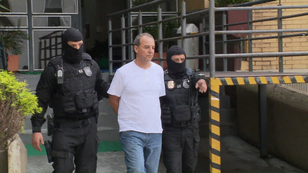 Cabral foi preso em novembro de 2016 (Foto: Reprodução/TV Globo)