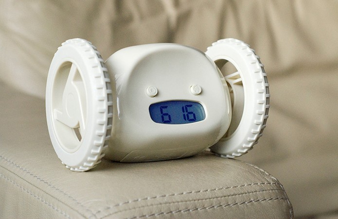 Clocky é um alarme que sai rolando pela casa (Foto: Divulgação/Nanda Home)