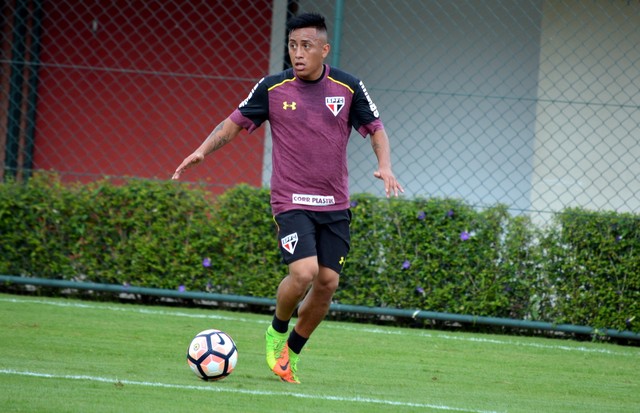 100% fisicamente, Cueva comanda São paulo na decisão.