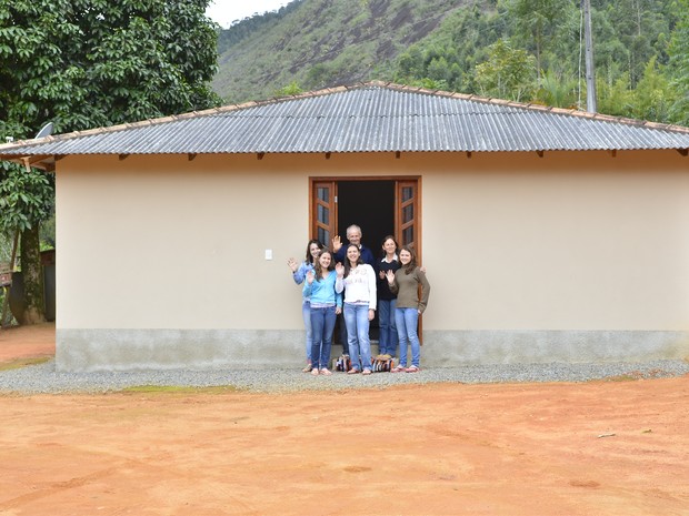 Casa da família Lotério, em Santa Leopoldina (Foto: Guilherme Ferrari/ G1)