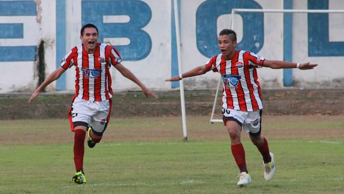 Tarumã venceu Nacional por 3 a 2 no Amazonense Infantil (Foto: Marcos Dantas)