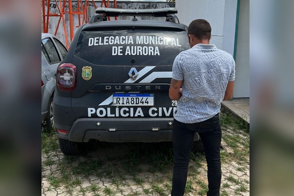 Suspeito foi preso por policiais civis de Aurora, interior do Ceará — Foto: Polícia Civil