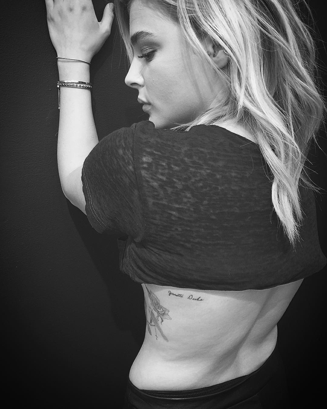 Tatuagem de Chloe Moretz (Foto: Reprodução/Instagram)