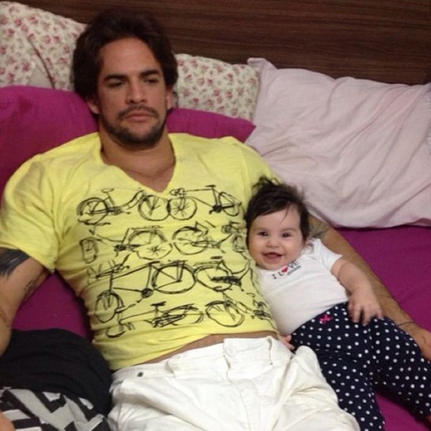 Rodrigo Silva com a filha Valentina (Foto: Reprodução / Instagram)