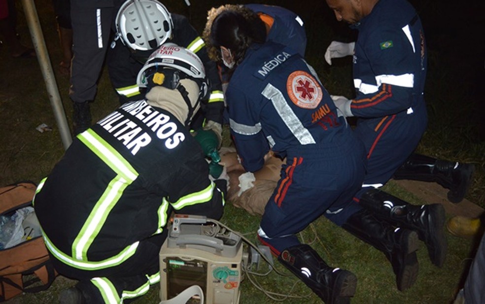 Homem que morreu seguia no carro que caiu em canal no oeste da Bahia — Foto: Marlon/Blog Braga